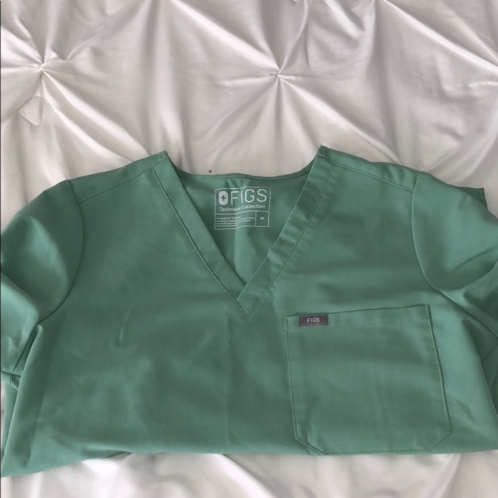 Fig front pocket scrub top